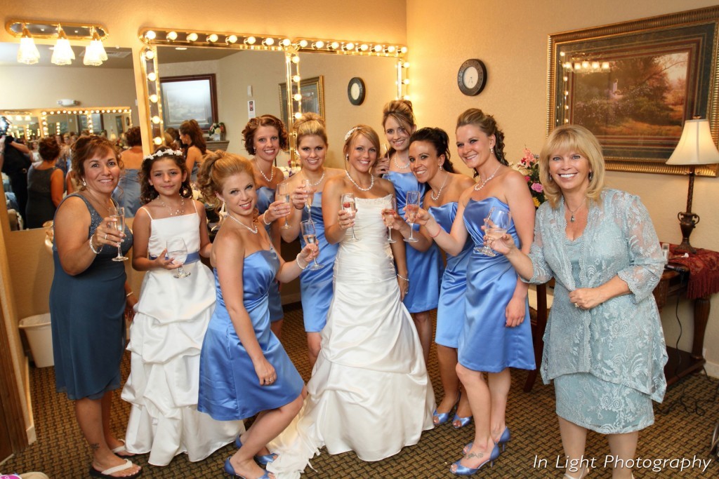 Bride and Bridesmaids champagne | Stonebrook Manor Denver